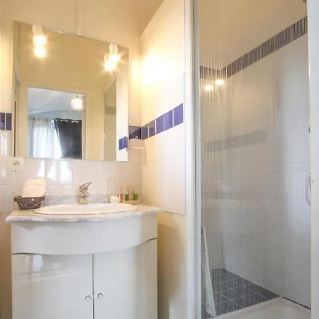 Manoir Des Turets 住宿加早餐酒店