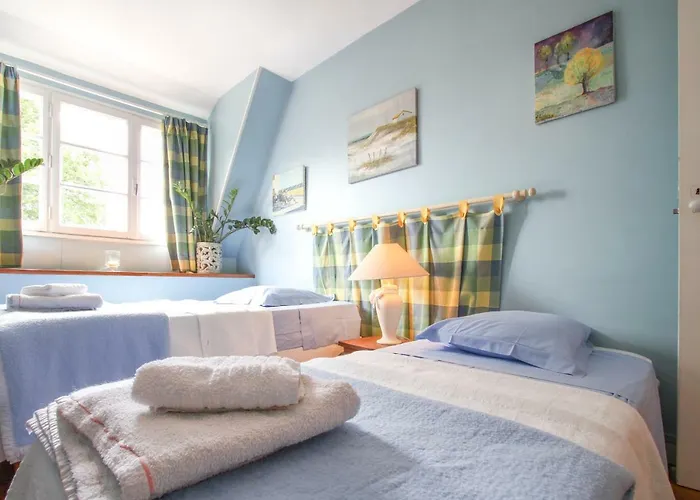 Manoir Des Turets Bed & Breakfast